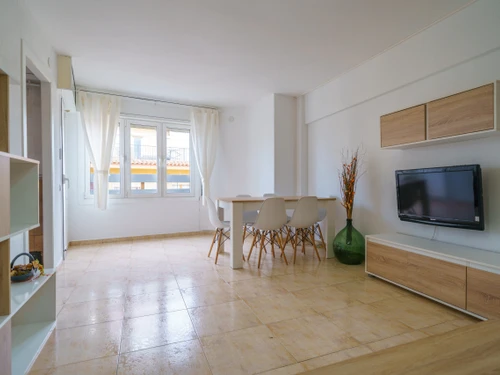 Apartamento Pineda de Mar, 2 dormitorios, 5 personas - photo_1011567413380