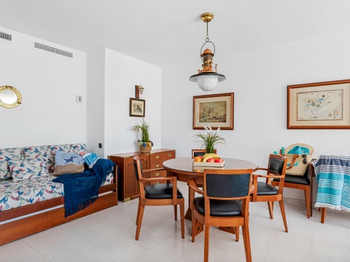 Ferienwohnung Calp, 2 Schlafzimmer, 4 Personen - photo_19981180334