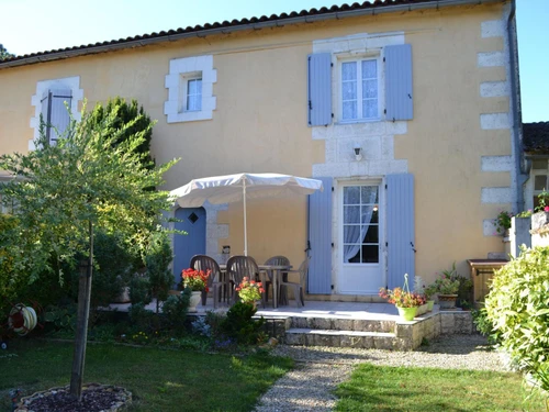 Gîte Saint-Genis-d'Hiersac, 3 pièces, 5 personnes - photo_18272692068