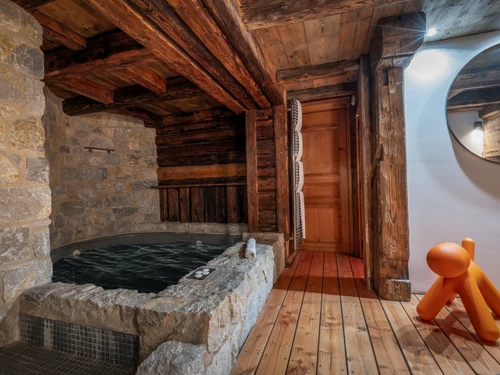 Chalet Courchevel, 5 bedrooms, 10 persons - photo_16782119804