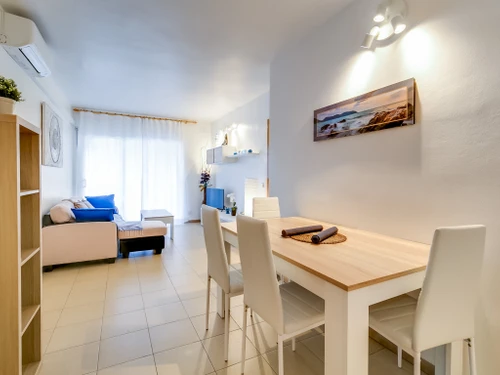 Apartment Blanes, 2 bedrooms, 5 persons - photo_19081760551