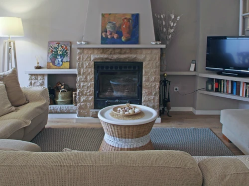 Casa Palafolls, 4 dormitorios, 8 personas - photo_19081750125