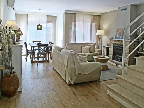 Casa Palafolls, 4 dormitorios, 8 personas - photo_19081750125