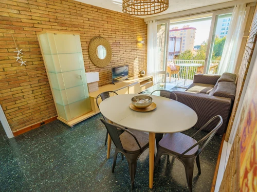 Apartamento Malgrat de Mar, 3 dormitorios, 6 personas - photo_18949378936