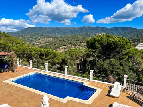 Chalet Sant Cebrià de Vallalta, 4 bedrooms, 10 persons - photo_19081753816