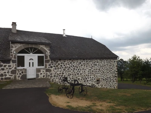 Gîte Jou-sous-Monjou, 5 pièces, 6 personnes - photo_1011686452393