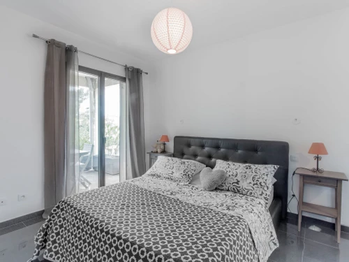 Villa Saint-Cyr-sur-Mer-Les Lecques, 5 bedrooms, 14 persons - photo_1011686530180