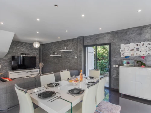 Villa Saint-Cyr-sur-Mer-Les Lecques, 5 bedrooms, 14 persons - photo_1011686530180