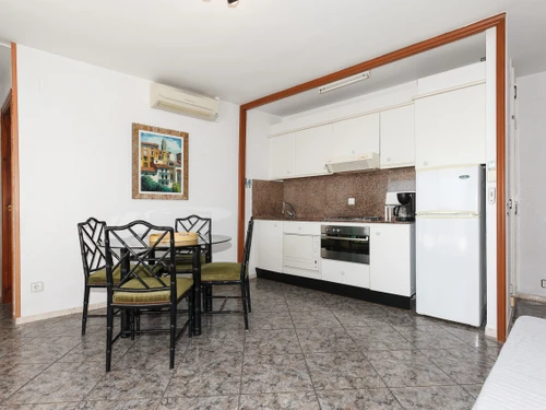 Apartment La Pineda, 2 bedrooms, 4 persons - photo_1011686588246