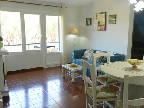 Apartment Pals, 2 bedrooms, 4 persons - photo_19126755633