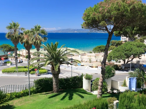 Apartamento Salou, 2 dormitorios, 6 personas - photo_1011687117567