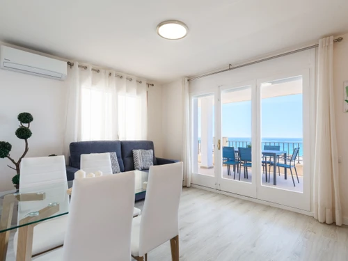 Apartment Salou, 2 bedrooms, 6 persons - photo_1011687118235
