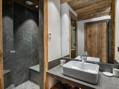 Chalet Val-d'Isère, 4 bedrooms, 10 persons - photo_14895067867