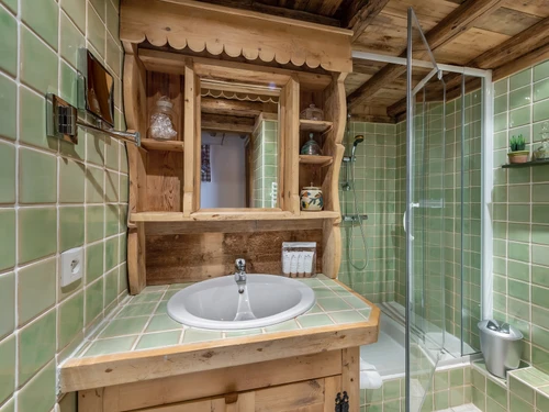 Apartment Saint-Jean-de-Belleville, 3 bedrooms, 8 persons - photo_17679101967