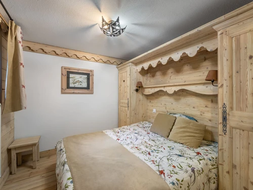 Apartment Méribel, 4 bedrooms, 8 persons - photo_16452734287