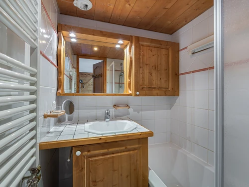 Apartment Méribel, 2 bedrooms, 4 persons - photo_14894675679