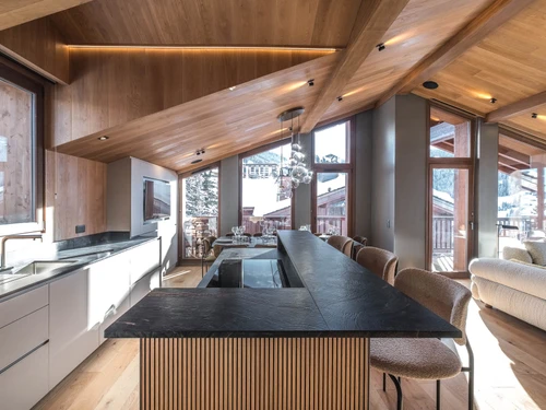 Chalet Courchevel 1650 , 4 bedrooms, 10 persons - photo_19351537369