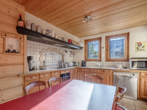 Chalet Morzine, 4 bedrooms, 10 persons - photo_19749629780