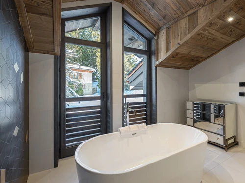 Chalet Courchevel 1550, 4 bedrooms, 8 persons - photo_17854846698