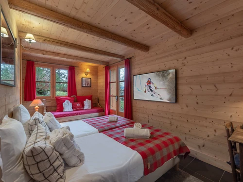 Chalet Courchevel 1550, 5 bedrooms, 12 persons - photo_16089762255