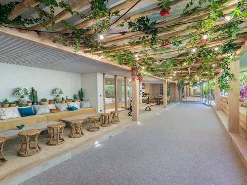 Chalet Courchevel 1550, 7 bedrooms, 15 persons - photo_18296894388