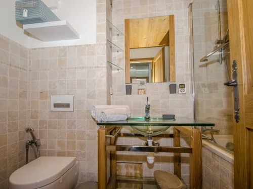 Apartment Chamonix-Mont-Blanc, 2 bedrooms, 4 persons - photo_18110853074