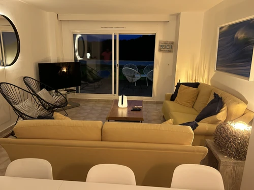 Apartment Pals, 3 bedrooms, 6 persons - photo_19081614228