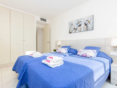 Apartment Roses, 2 bedrooms, 5 persons - photo_19081739423