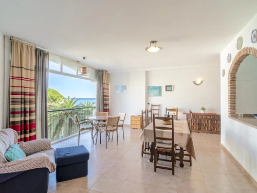 Apartamento Nerja, 2 dormitorios, 4 personas - photo_19081596303