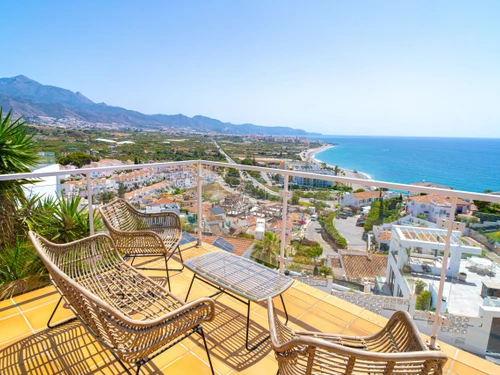 Villa Nerja, 4 pièces, 6 personnes - photo_1011602685235