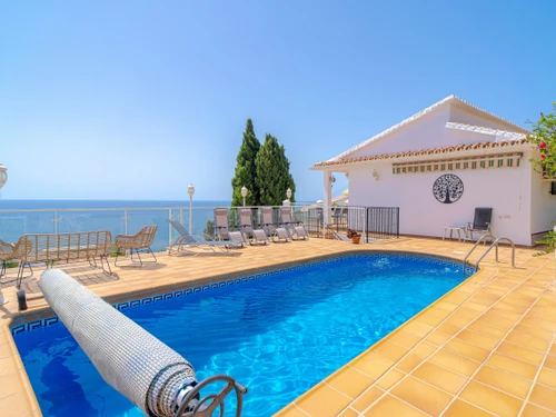Villa Nerja, 4 pièces, 6 personnes - photo_1011602685235