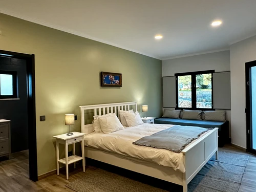 Villa Quarteira-Vilamoura, 4 Schlafzimmer, 13 Personen - photo_20224030650