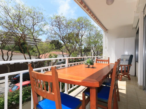 Apartment Salou, 2 bedrooms, 5 persons - photo_1011693843621