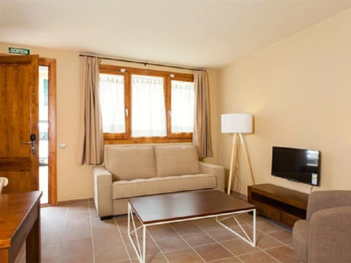 Apartment Pals, 2 bedrooms, 6 persons - photo_18949607658