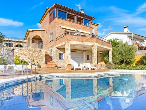 Villa Lloret de Mar, 3 Schlafzimmer, 8 Personen - photo_18949660432