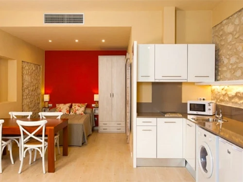 Studio Pals, studio flat, 4 persons - photo_18949588450