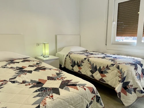 Apartamento L'Escala, 3 dormitorios, 5 personas - photo_19985919354