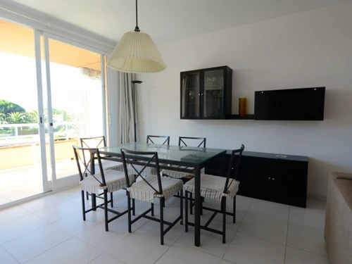 Apartment Pals, 2 bedrooms, 4 persons - photo_18949613247