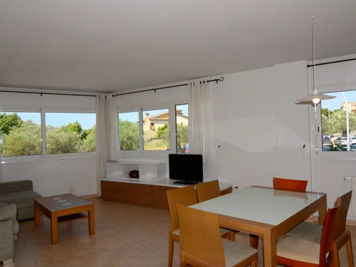 Apartment Pals, 2 bedrooms, 4 persons - photo_1011694798642