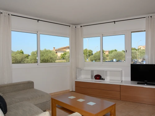 Apartment Pals, 2 bedrooms, 4 persons - photo_1011694798642