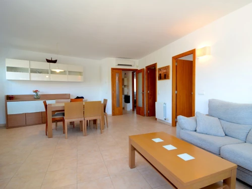 Apartment Pals, 2 bedrooms, 4 persons - photo_1011694798642