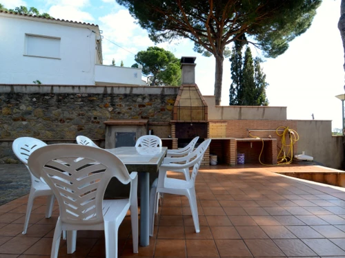 Apartamento L'Escala, 4 dormitorios, 8 personas - photo_1011694820130