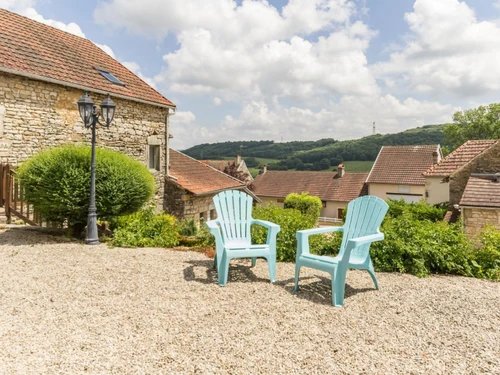 Guestroom Chaudenay-le-Château, 1 pièce, 2 personnes - photo_1011695235764
