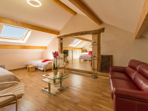 Guestroom Châtellenot, 1 pièce, 5 personnes - photo_1011695235913