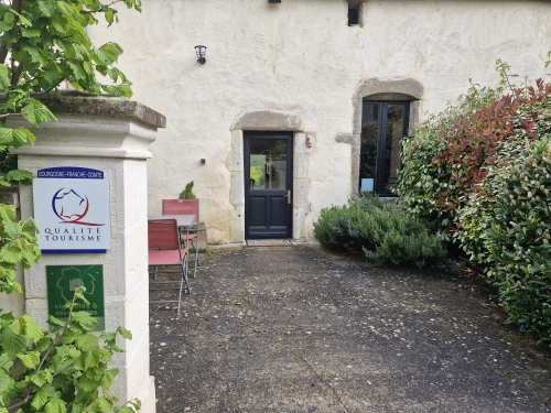 Guestroom La Rochepot, 1 pièce, 2 personnes - photo_1011695257983