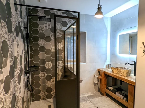 Guestroom Beire-le-Châtel, 1 pièce, 2 personnes - photo_1011695260353