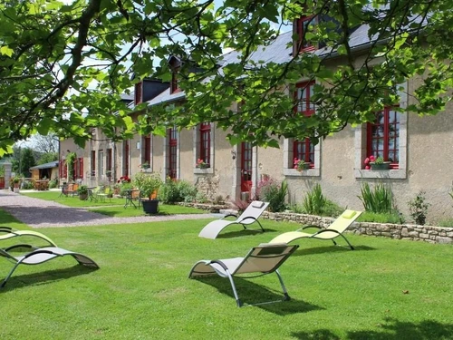 Guestroom Ouroux-en-Morvan, 1 pièce, 4 personnes - photo_1011695278248