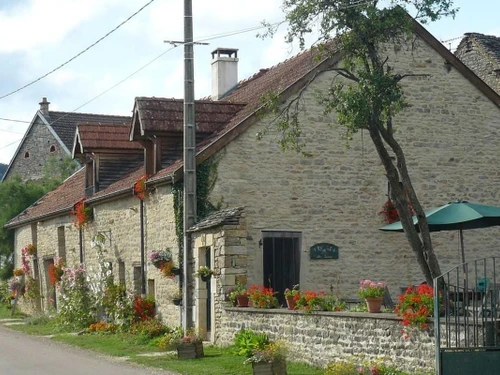 Gîte SAVIGNY-SOUS-MALAIN, 6 pièces, 10 personnes - photo_1011695292523