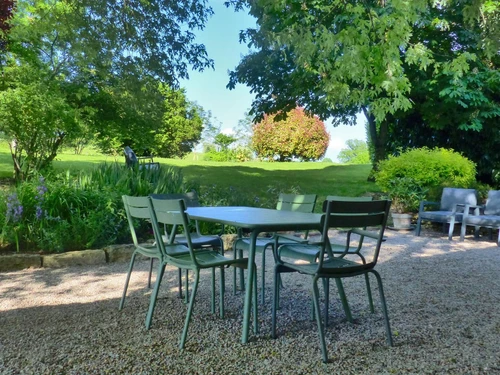 Gîte Lurcy-le-Bourg, 3 pièces, 5 personnes - photo_1011695350022