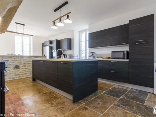 Gîte Cercy-la-Tour, 8 pièces, 14 personnes - photo_1011695358210